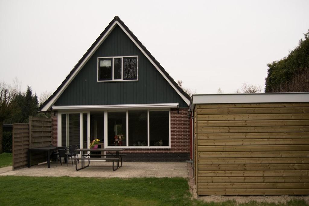 Groepsaccommodatie Kom In De Bedstee Sprookje Winterswijk Bagian luar foto